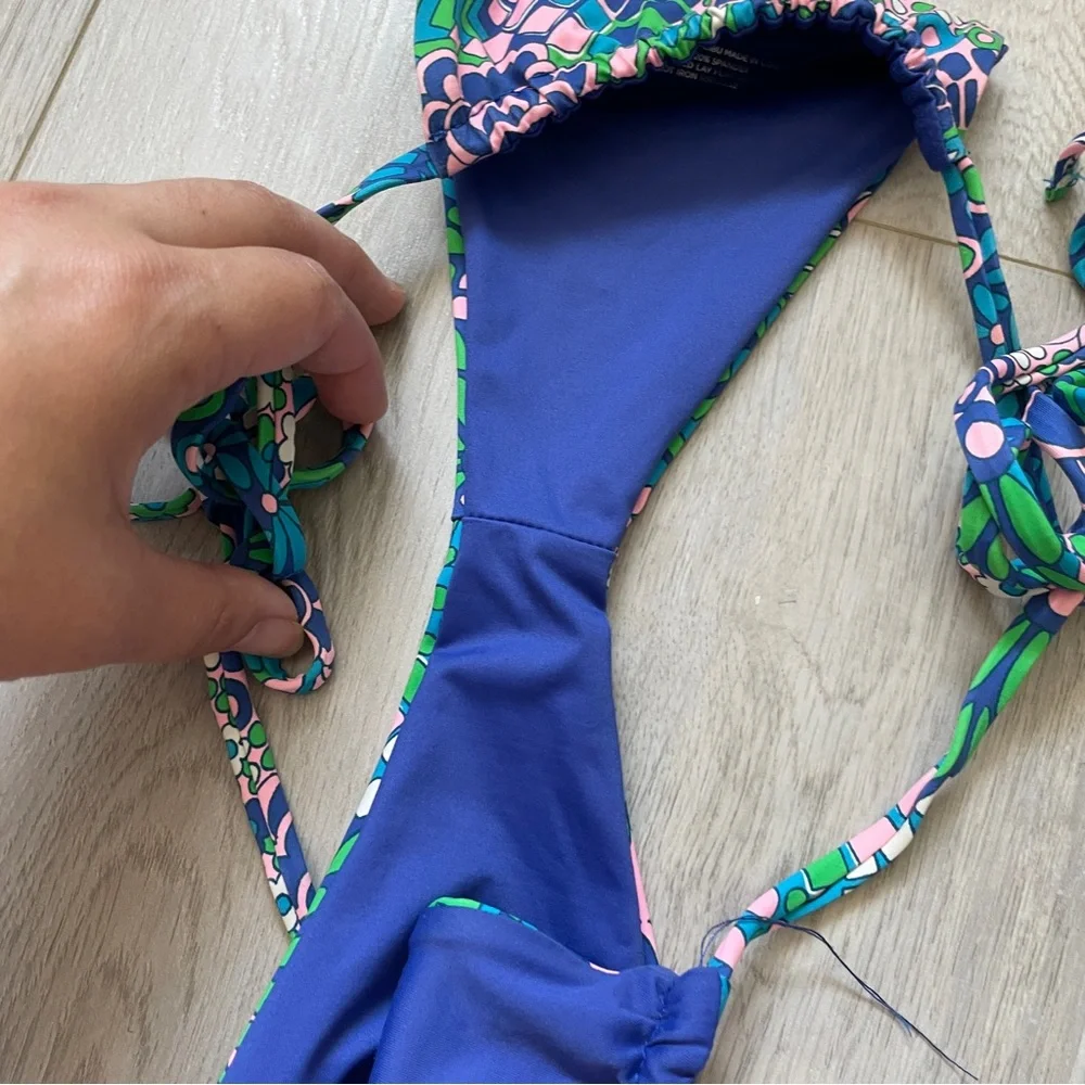 Frankies Bikinis Tia Floral String Bikini Bottoms Good Vibes Print Blue (Medium)